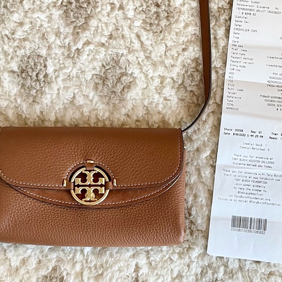 Tory Burch : The Miller Crossbody, Natural-grain leather. - Picture 11 of 15